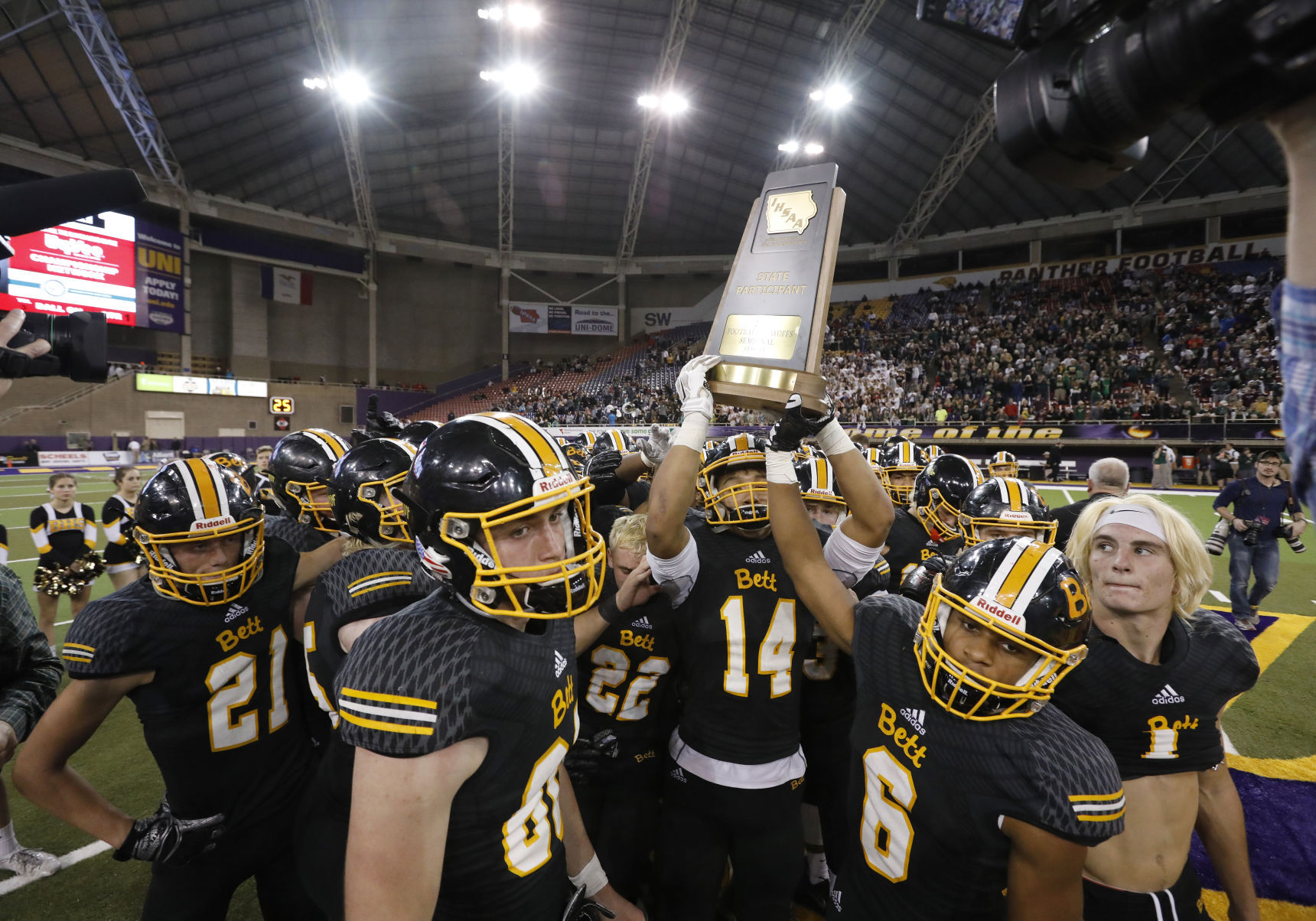 111017mp-4a-Bettendorf-19